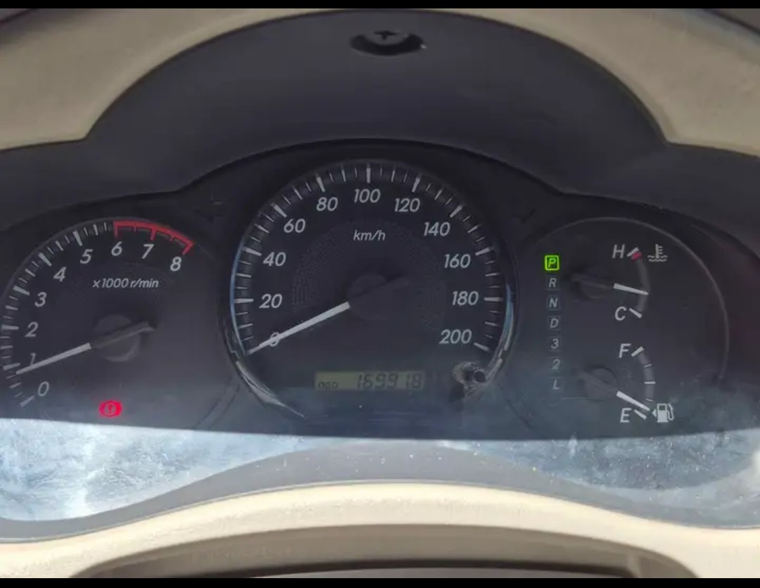 2012 Toyota Kijang Innova 2.0 G AT 2012 Toyota Kijang Innova 2.0 G AT