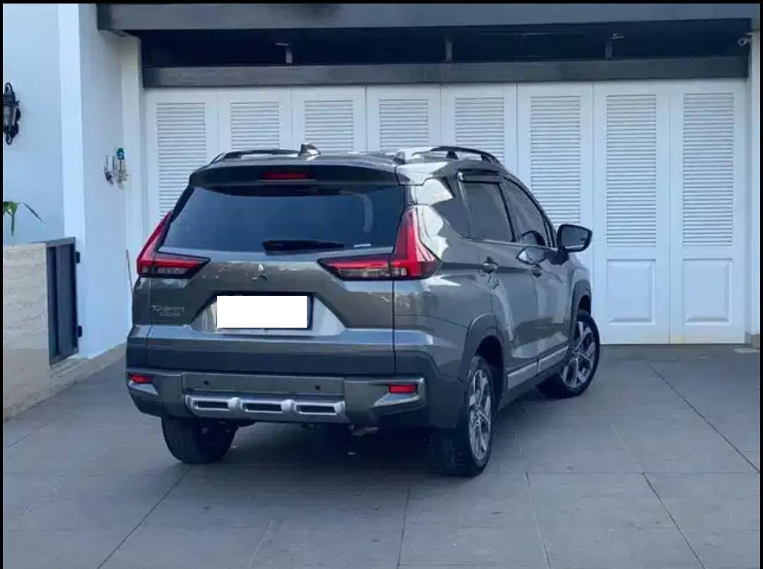 2022 Mitsubishi Xpander Cross  Premium Package CVT 2022 Mitsubishi Xpander Cross  Premium Package CVT