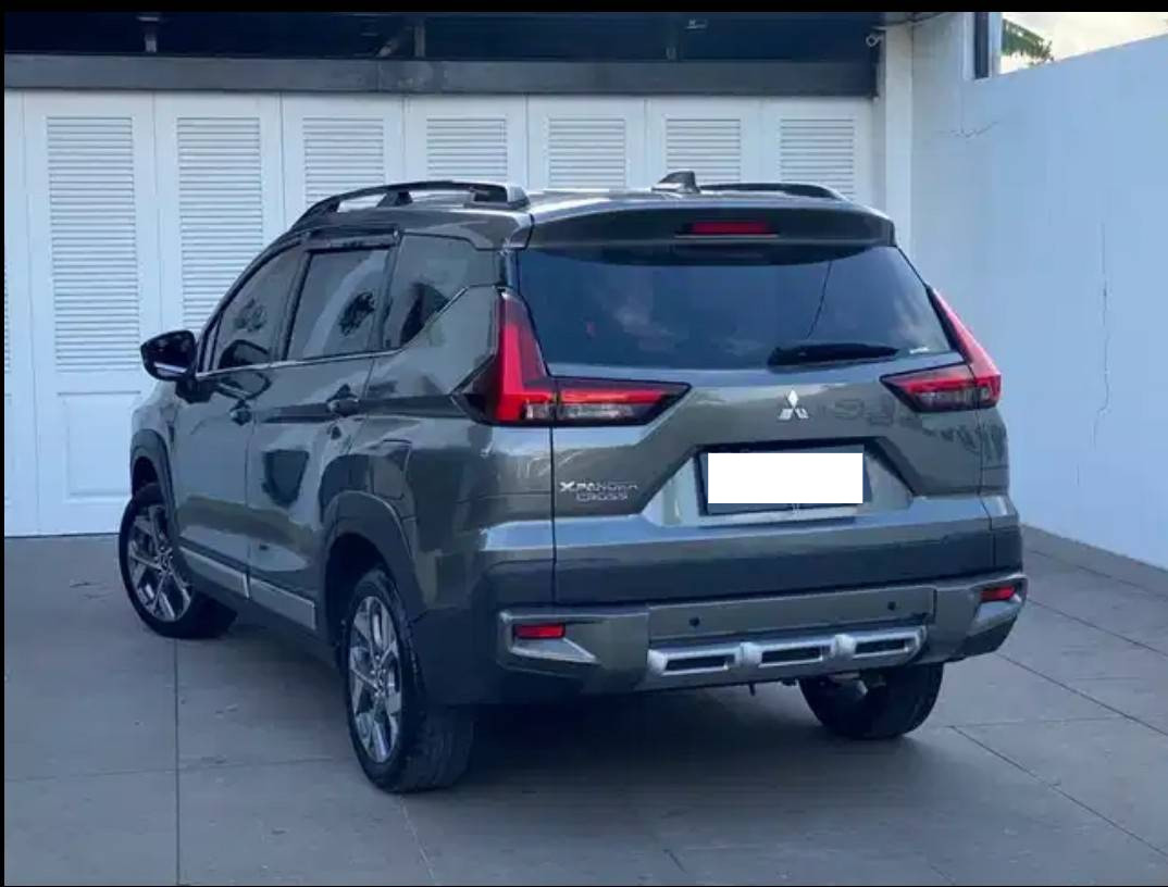 2022 Mitsubishi Xpander Cross  Premium Package CVT 2022 Mitsubishi Xpander Cross  Premium Package CVT