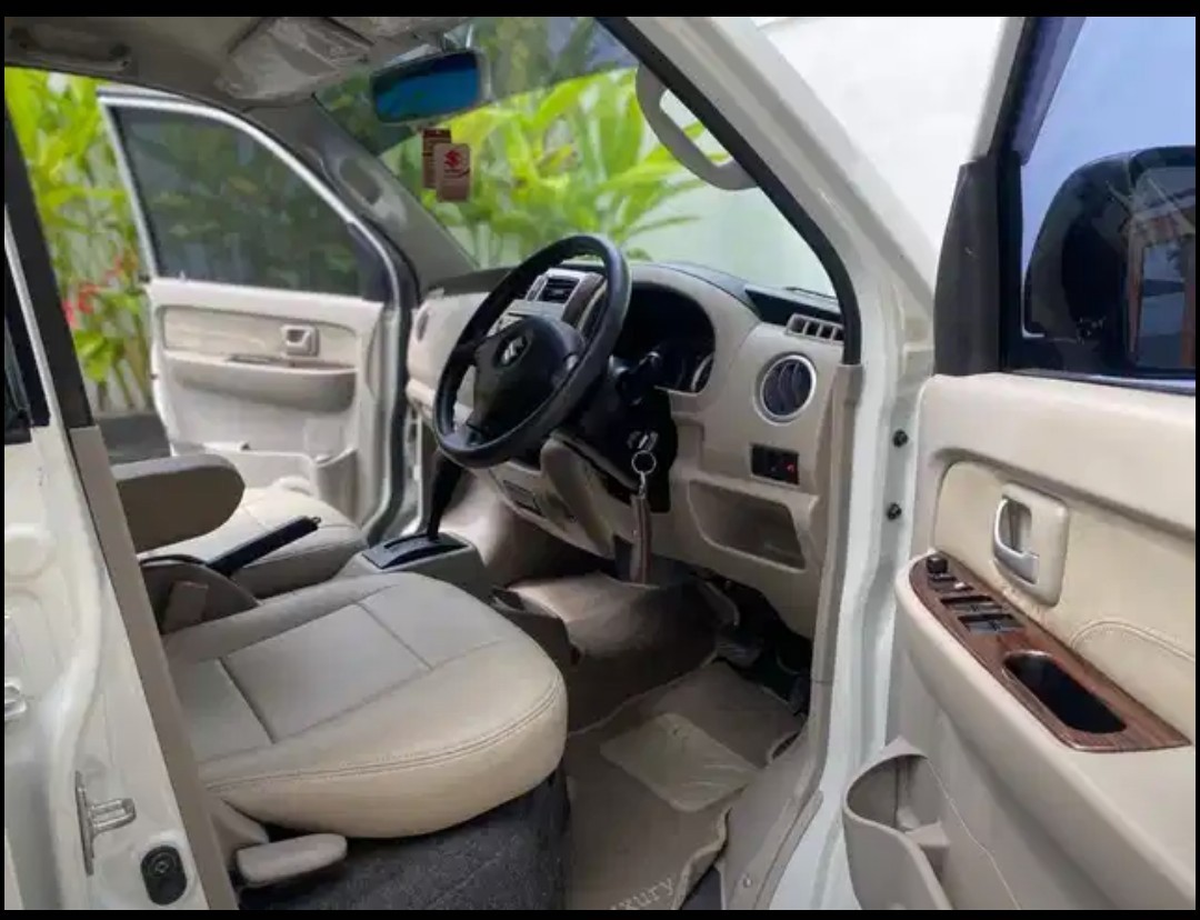 2014 Suzuki APV Luxury APV AIRBAG LUXURY 15" A/T 2014 Suzuki APV Luxury APV AIRBAG LUXURY 15" A/T