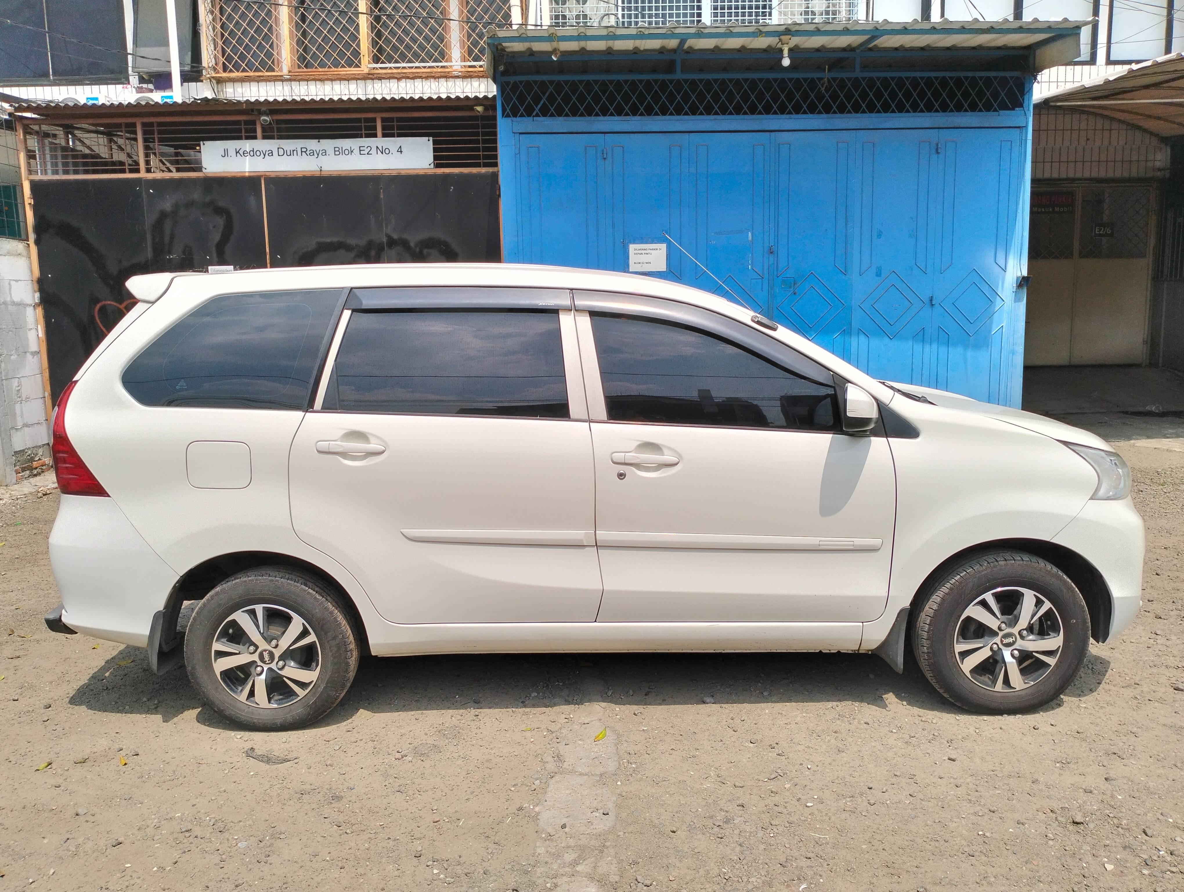 2017 Daihatsu Xenia  1.3 X AT 2017 Daihatsu Xenia  1.3 X AT