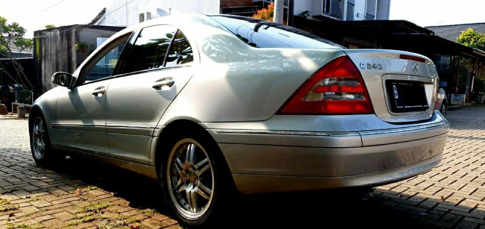 Used 2003 Mercedes Benz C-Class  C 240 AT C 240 AT for sale