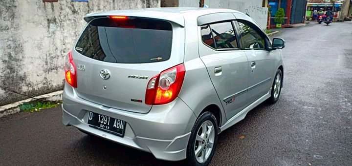 Dijual 2014 Toyota Agya S 1.0L AT S 1.0L AT Bekas
