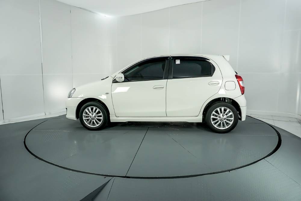 Dijual 2014 Toyota Etios Valco G M/T G M/T Bekas