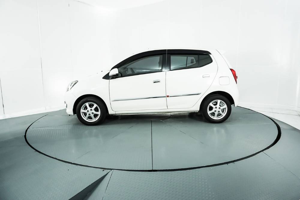 Used 2016 Daihatsu Ayla 1.0L X AT 1.0L X AT for sale