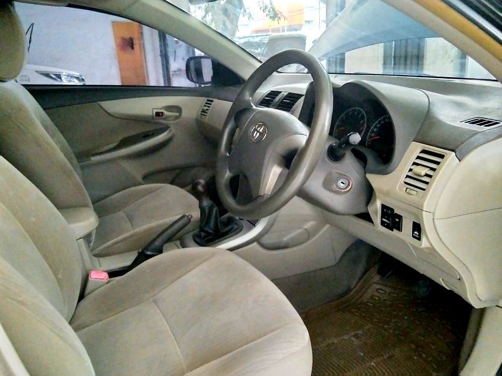 Dijual 2010 Toyota Corolla Altis  ALTIS 1.8 J MT VVTI ALTIS 1.8 J MT VVTI Bekas