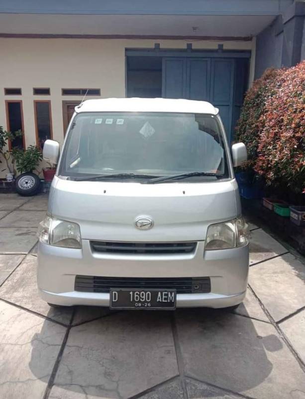 2016 Daihatsu Gran Max MB Minibus 1.3L D Mini Bus MT Minibus 1.3L D Mini Bus MT bekas