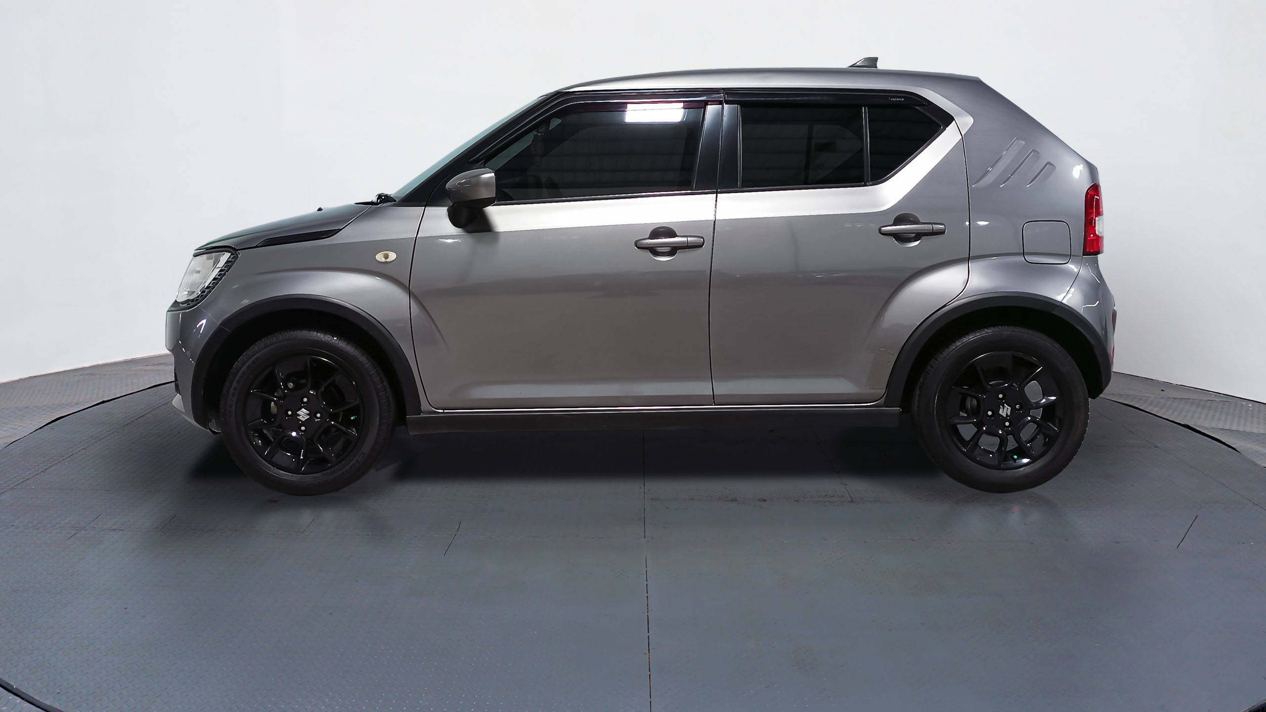 Old 2017 Suzuki Ignis 1.2 GL MT 1.2 GL MT