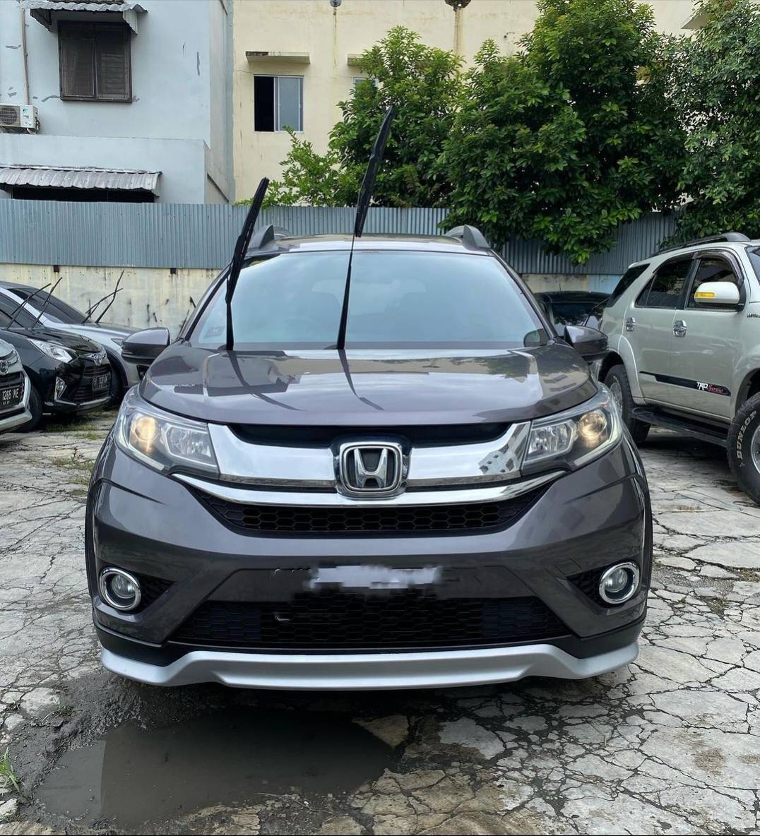 Second Hand 2016 Honda BRV