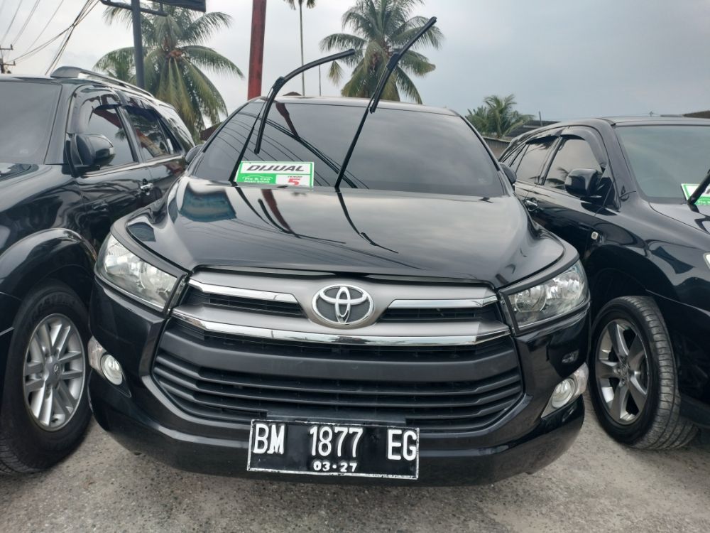2017 Toyota Kijang Innova REBORN 2.4 V MT DIESEL REBORN 2.4 V MT DIESEL bekas