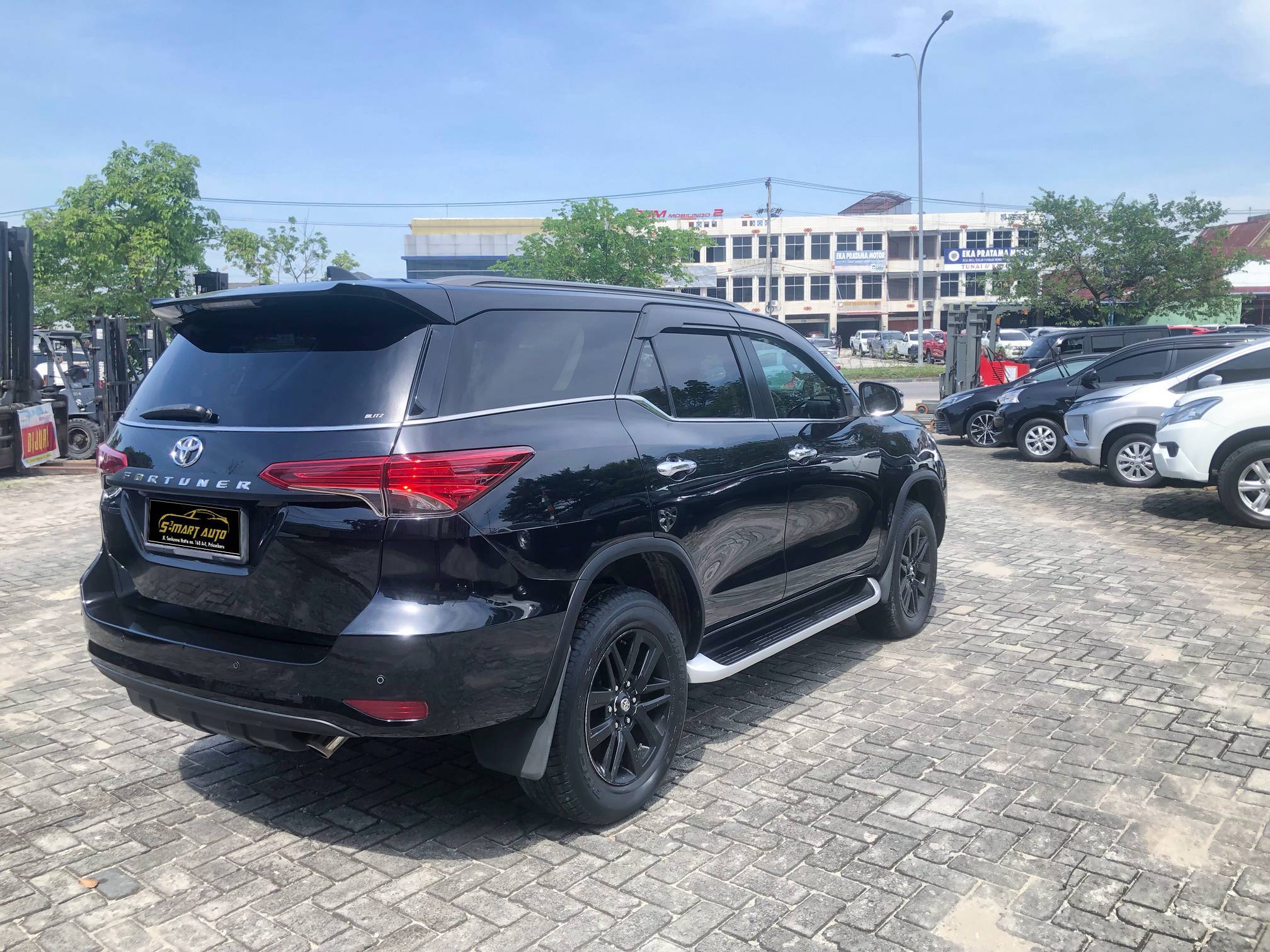 Beli mobil bekas