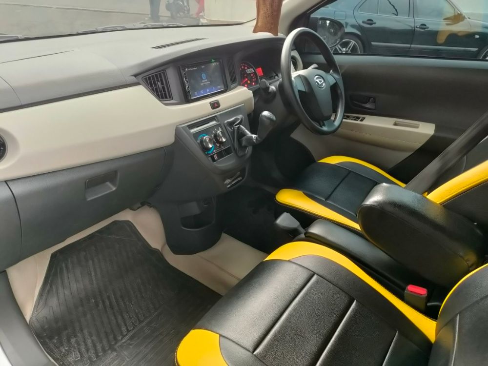 2020 Daihatsu Sigra  FACELIFT M 1.0 MT FACELIFT M 1.0 MT tua