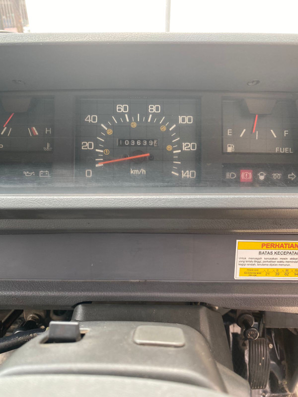 2014 Mitsubishi Colt L300 2014 Mitsubishi Colt L300