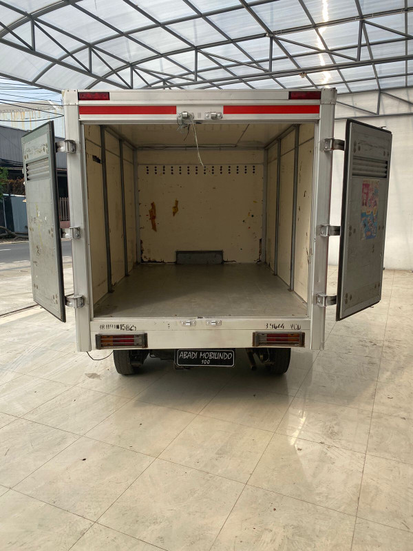 2014 Mitsubishi Colt L300 2014 Mitsubishi Colt L300