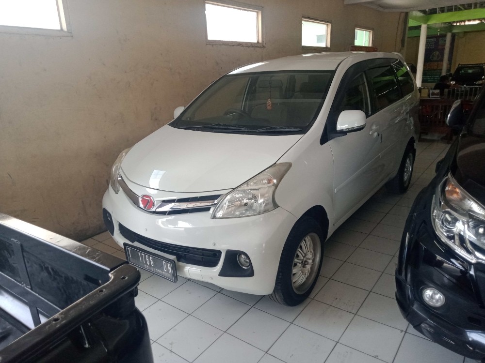 2013 Daihatsu Xenia