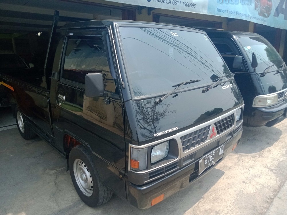 2019 Mitsubishi L300