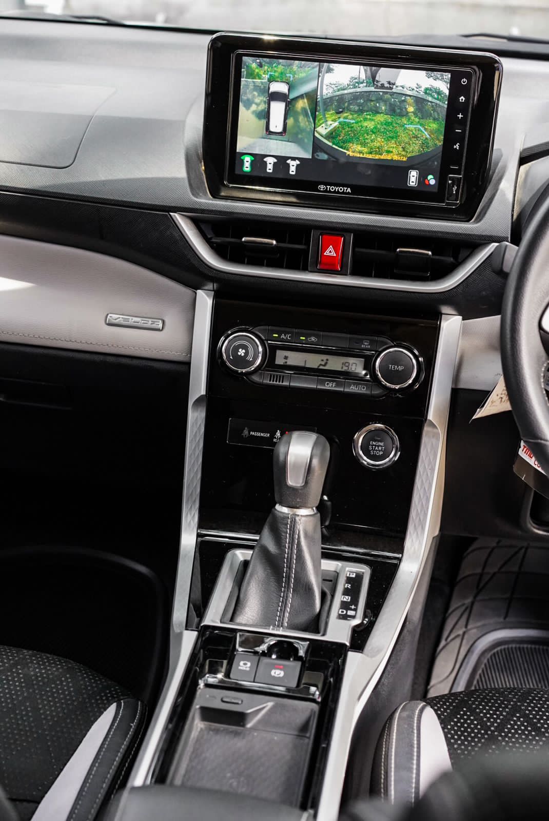 2012 Toyota Veloz 2012 Toyota Veloz