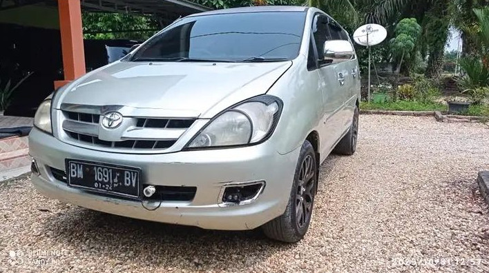 Second Hand 2005 Toyota Kijang Innova Second Hand 2005 Toyota Kijang Innova