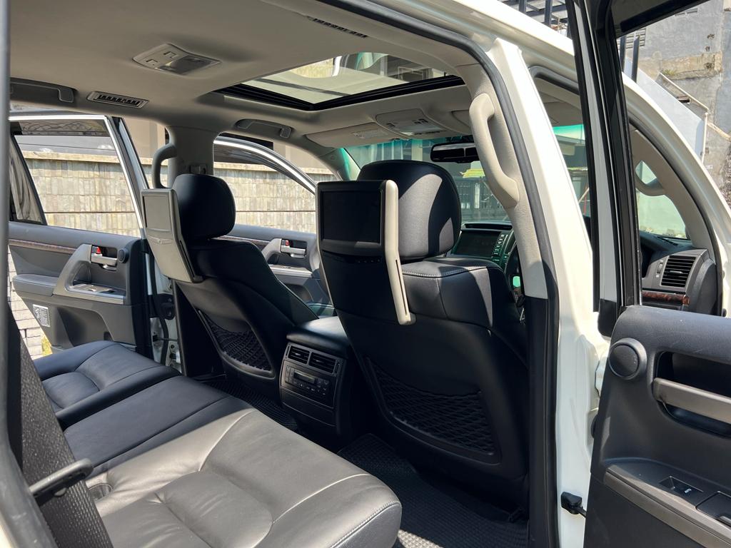 2011 Toyota Land Cruiser 2011 Toyota Land Cruiser