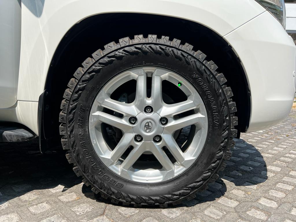 2011 Toyota Land Cruiser 2011 Toyota Land Cruiser