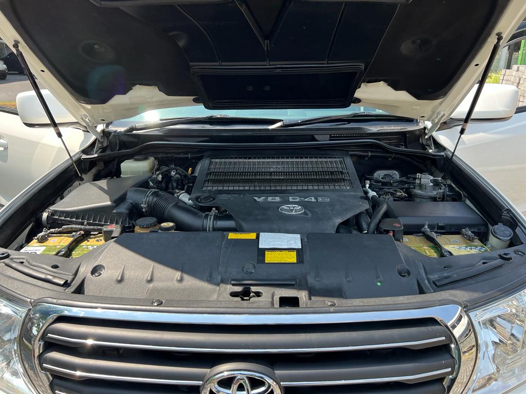 2011 Toyota Land Cruiser 2011 Toyota Land Cruiser