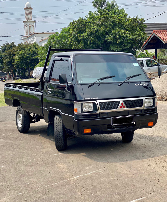 2021 Mitsubishi L300 2021 Mitsubishi L300