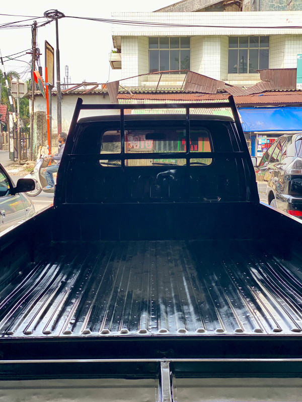 2021 Mitsubishi L300 2021 Mitsubishi L300