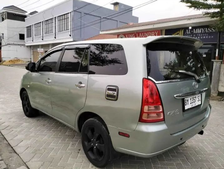 2004 Toyota Kijang Innova 2004 Toyota Kijang Innova