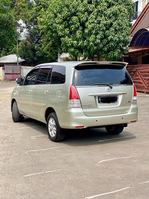 2011 Toyota Kijang Innova 2011 Toyota Kijang Innova