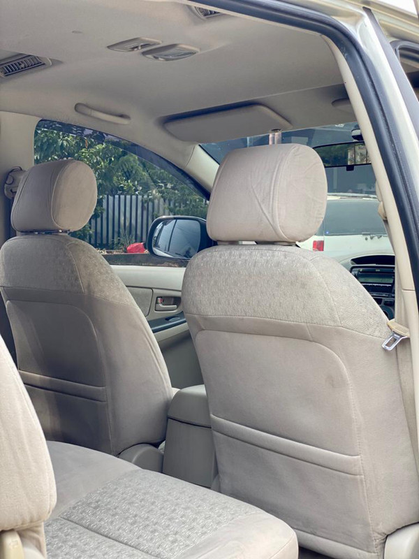 2011 Toyota Kijang Innova 2011 Toyota Kijang Innova