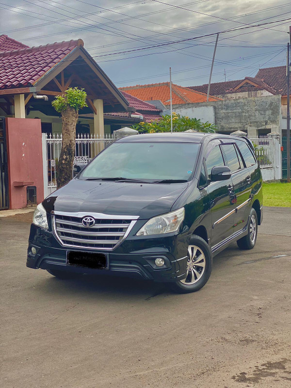 2015 Toyota Kijang Innova 2015 Toyota Kijang Innova