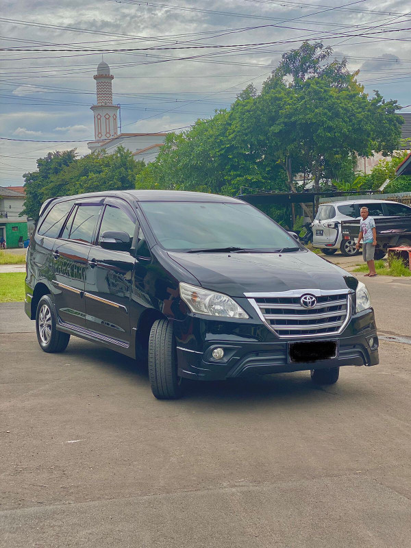 2015 Toyota Kijang Innova 2015 Toyota Kijang Innova