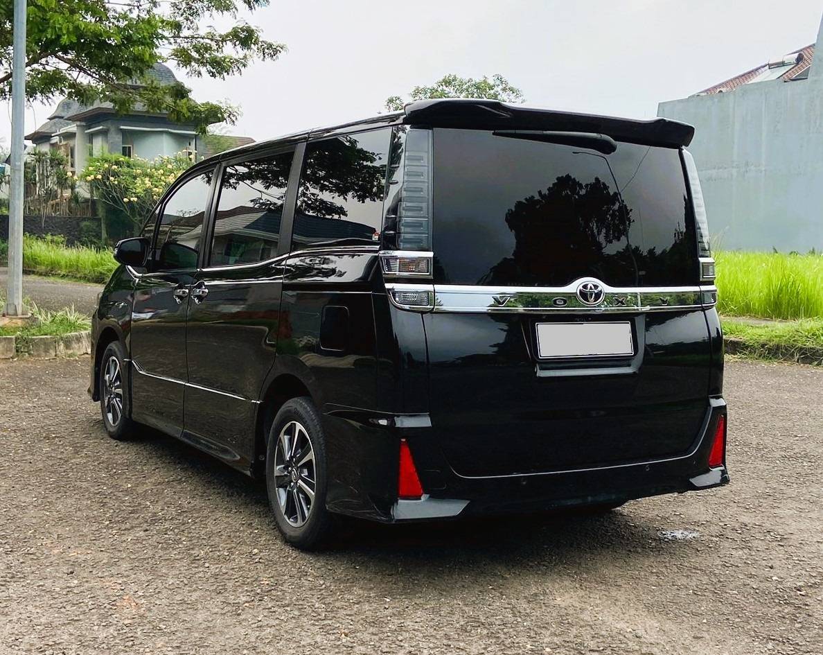 2018 Toyota Voxy 2018 Toyota Voxy