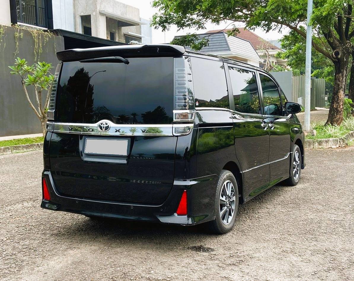 2018 Toyota Voxy 2018 Toyota Voxy