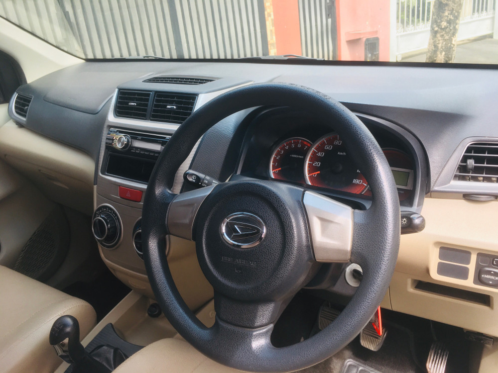 2015 Daihatsu Xenia 2015 Daihatsu Xenia