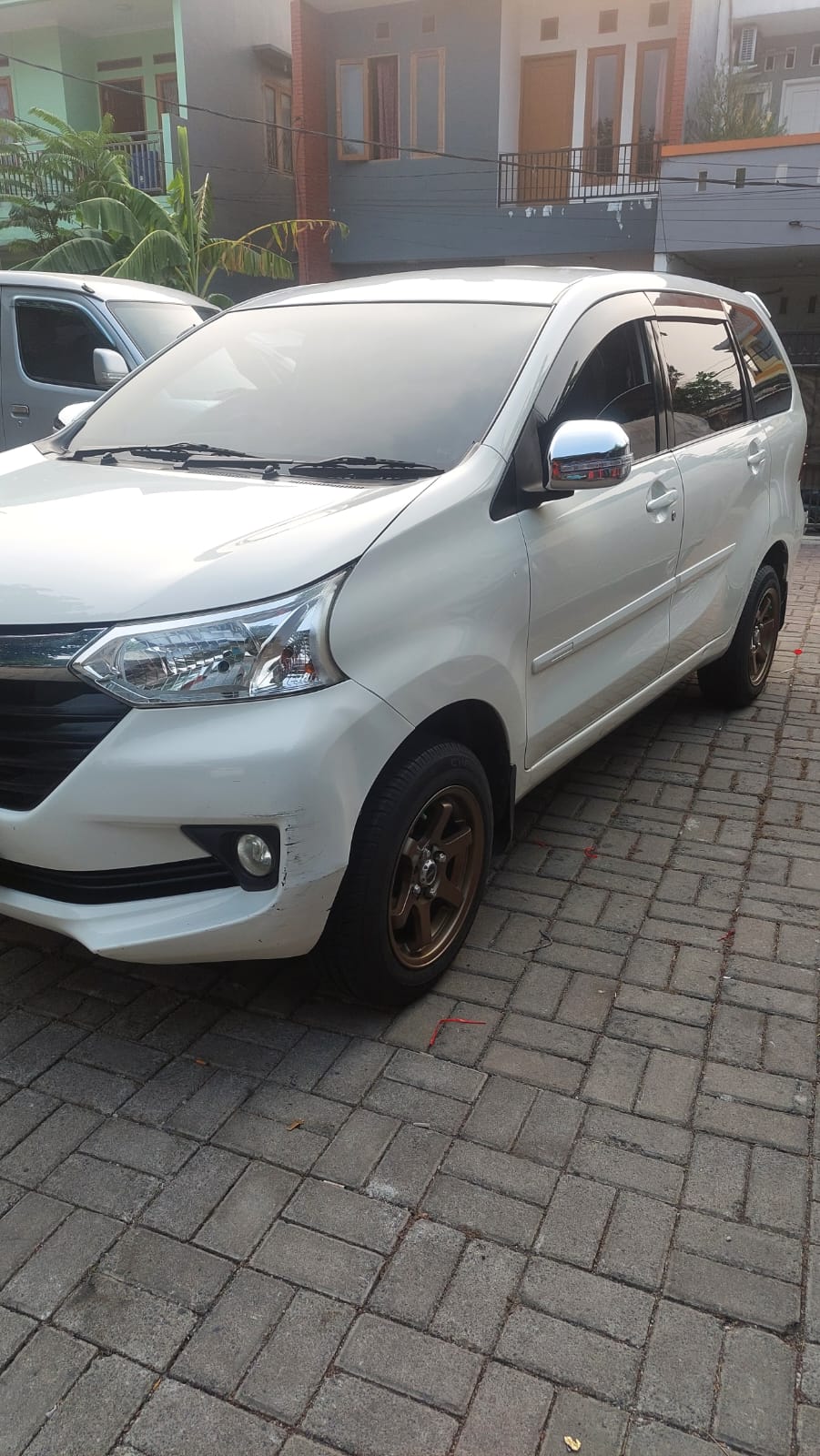 2016 Daihatsu Xenia 2016 Daihatsu Xenia