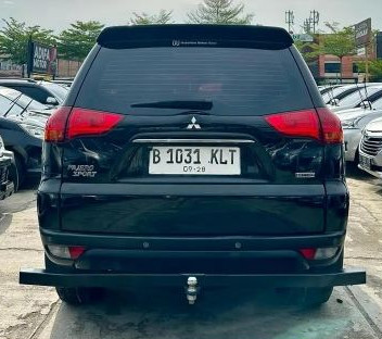 2010 Mitsubishi Pajero Sport  2010 Mitsubishi Pajero Sport