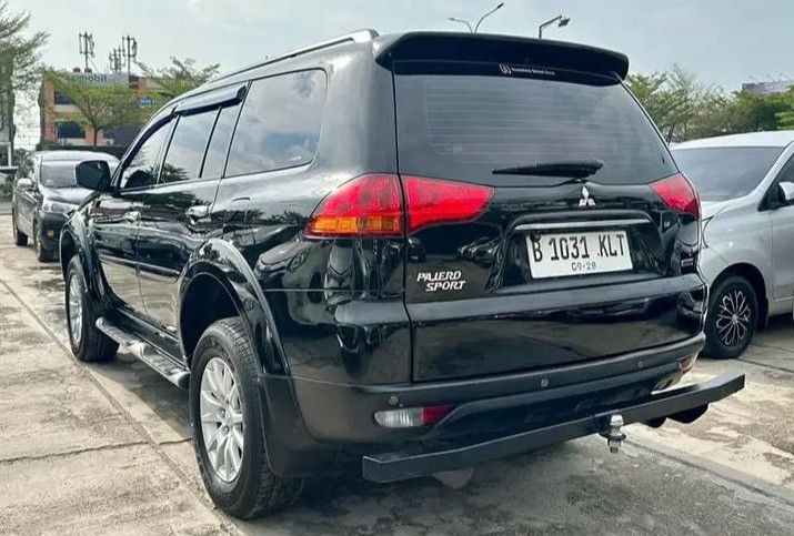 2010 Mitsubishi Pajero Sport  2010 Mitsubishi Pajero Sport
