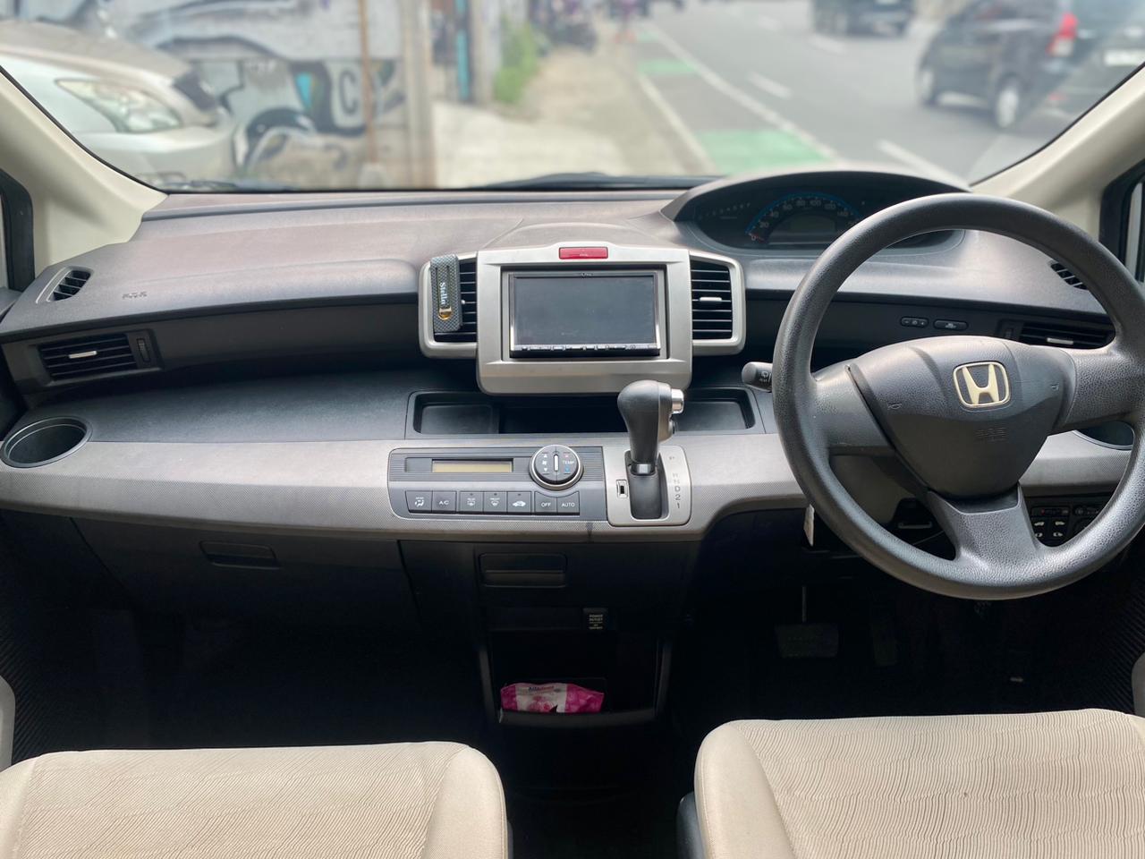 2011 Honda Freed 2011 Honda Freed