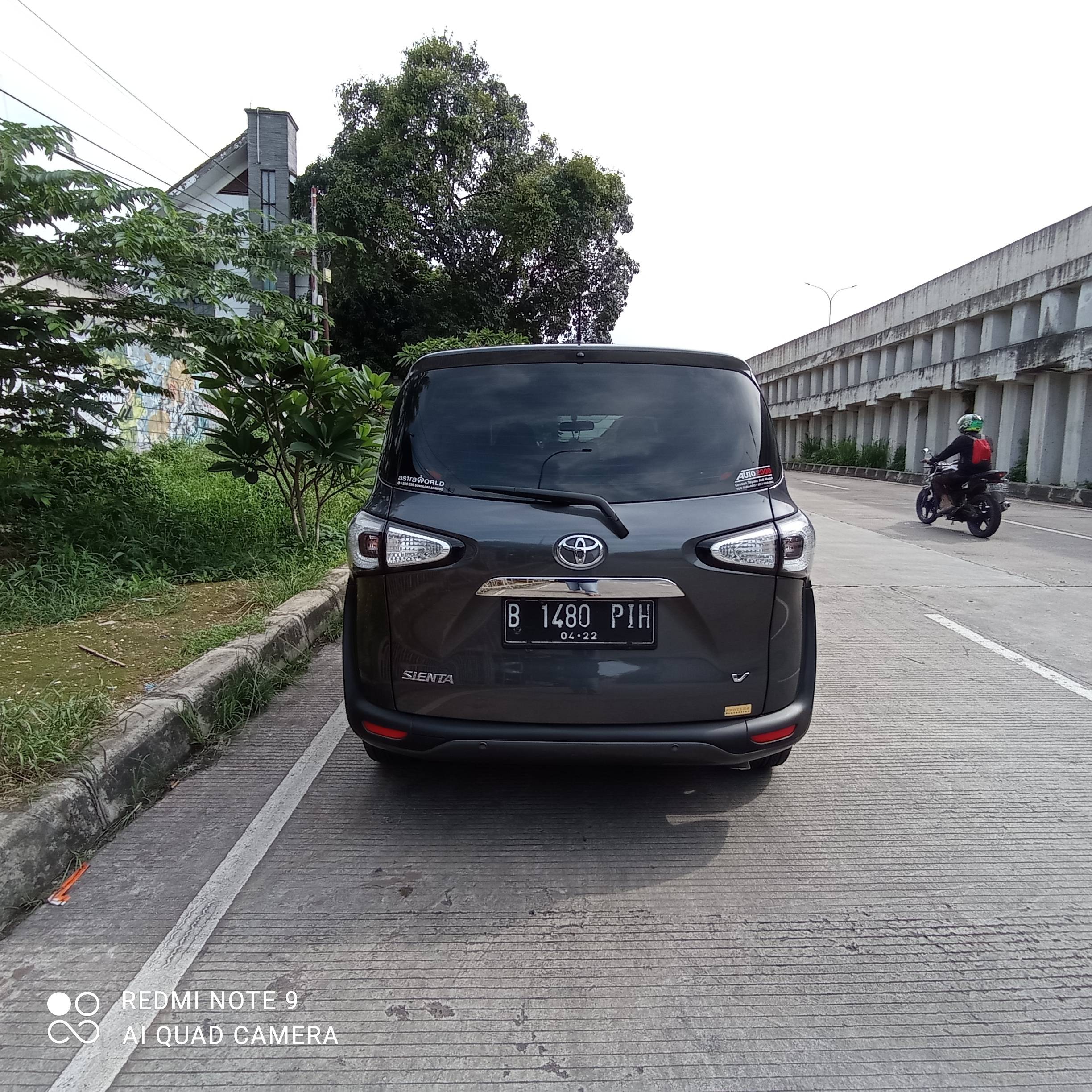 2017 Toyota Sienta 2017 Toyota Sienta