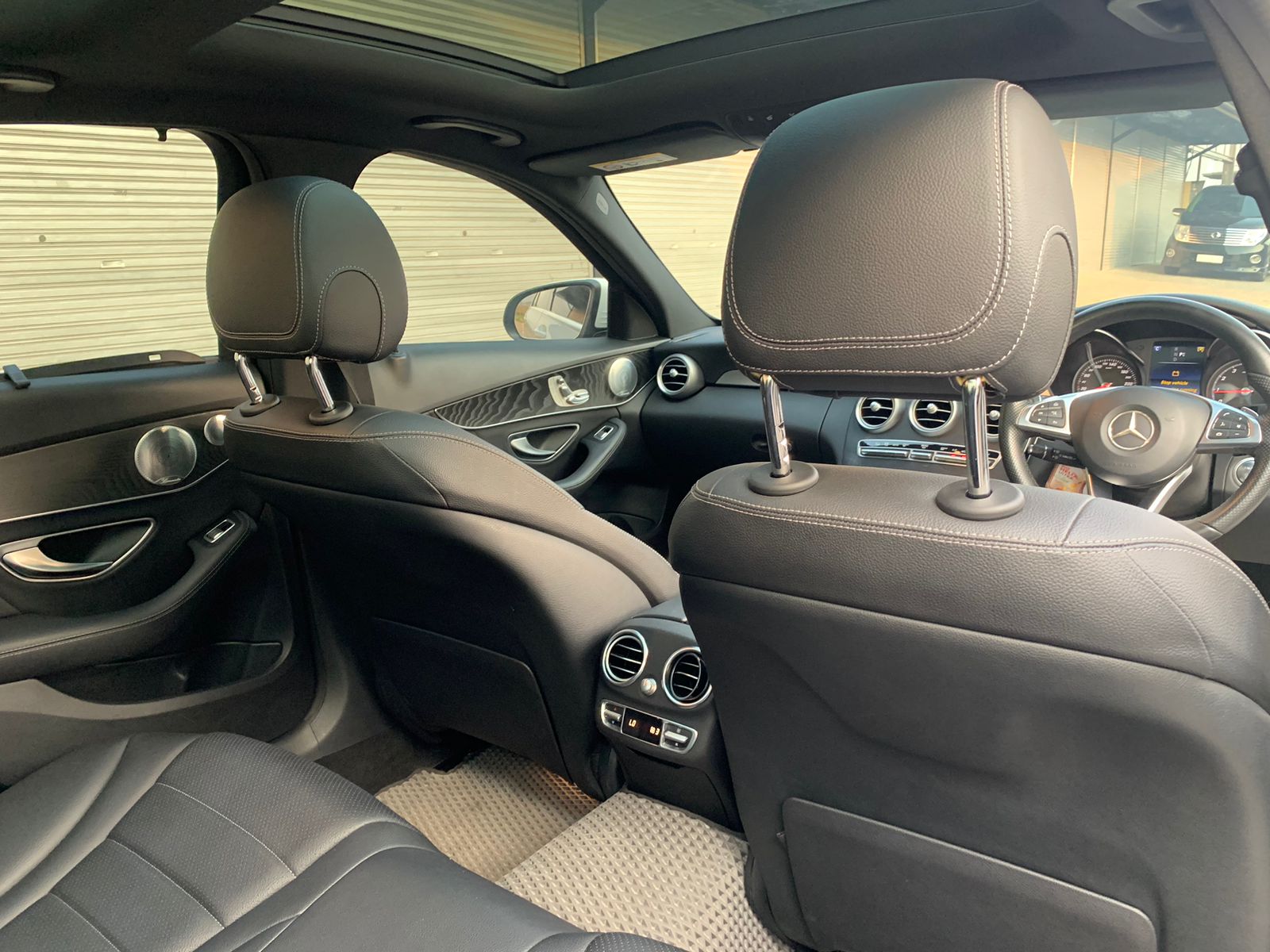 2016 Mercedes Benz C-Class Sedan 2016 Mercedes Benz C-Class Sedan