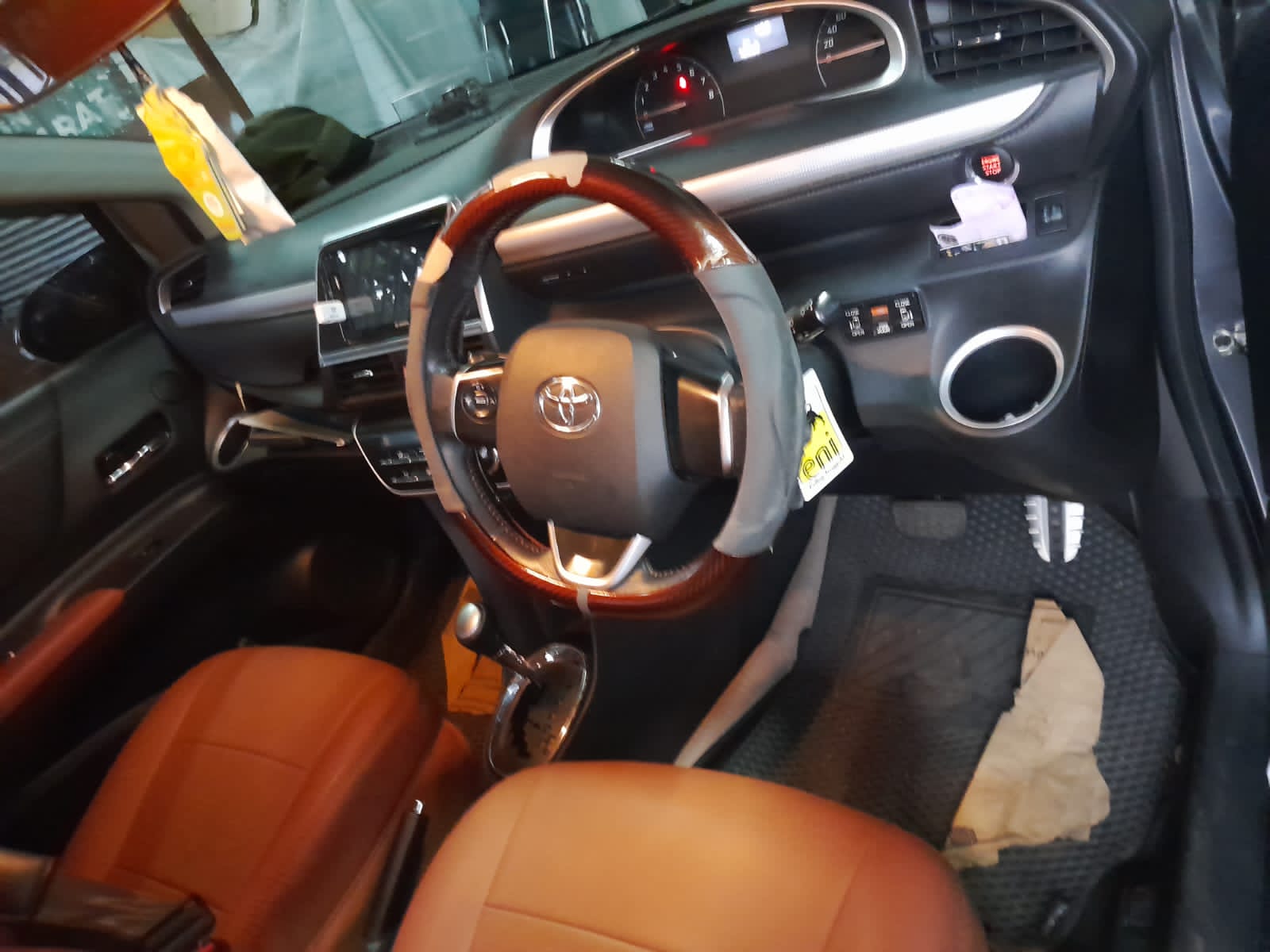 2018 Toyota Sienta 2018 Toyota Sienta