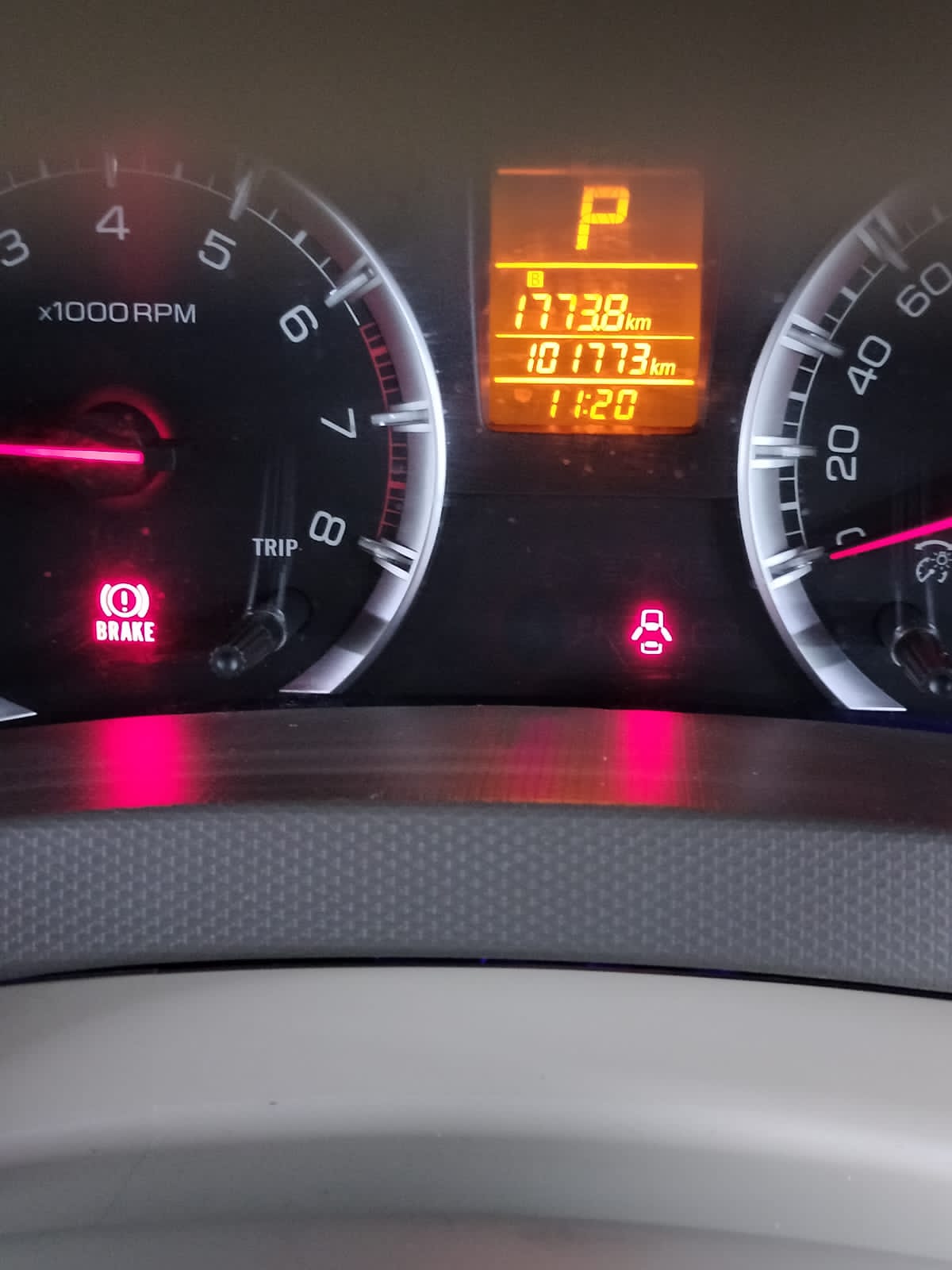 2015 Suzuki Ertiga  2015 Suzuki Ertiga