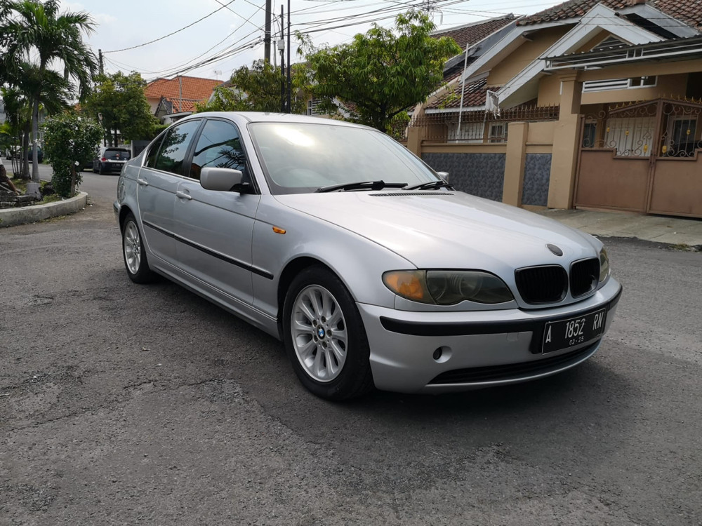 2003 BMW 3 Series Sedan Bekas 2003 BMW 3 Series Sedan Bekas