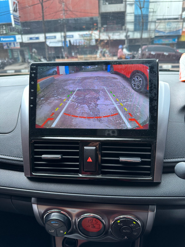 2015 Toyota Yaris 2015 Toyota Yaris