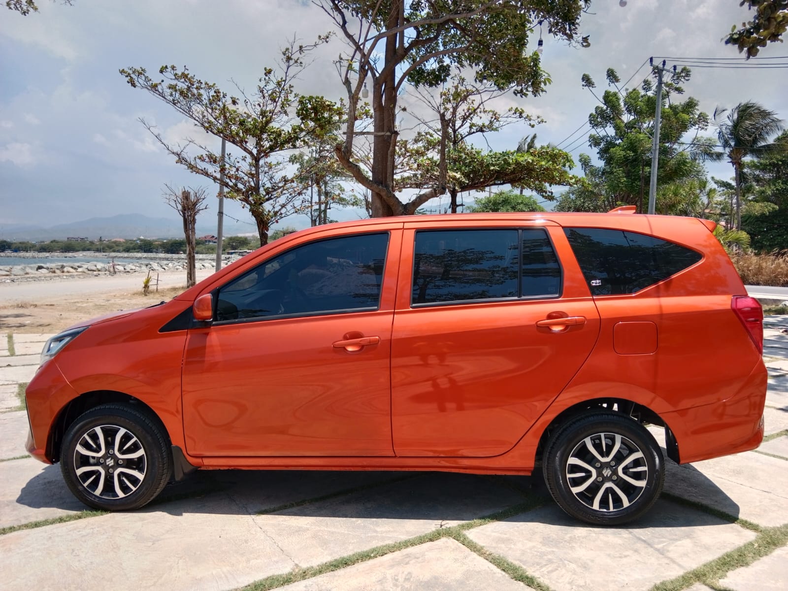 2023 Daihatsu Sigra 2023 Daihatsu Sigra