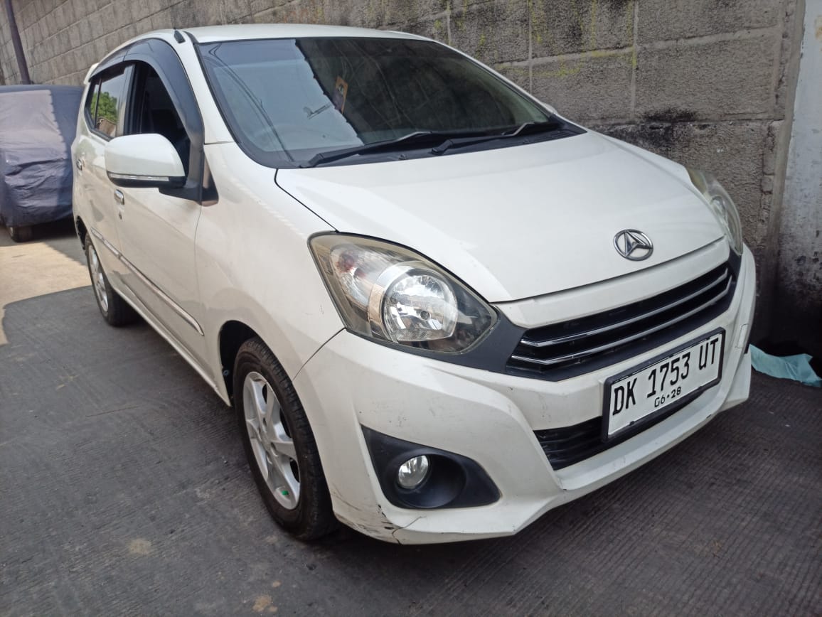 2017 Daihatsu Ayla  Bekas 2017 Daihatsu Ayla  Bekas