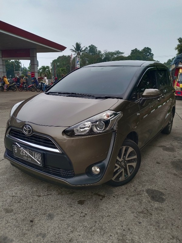 2017 Toyota Sienta