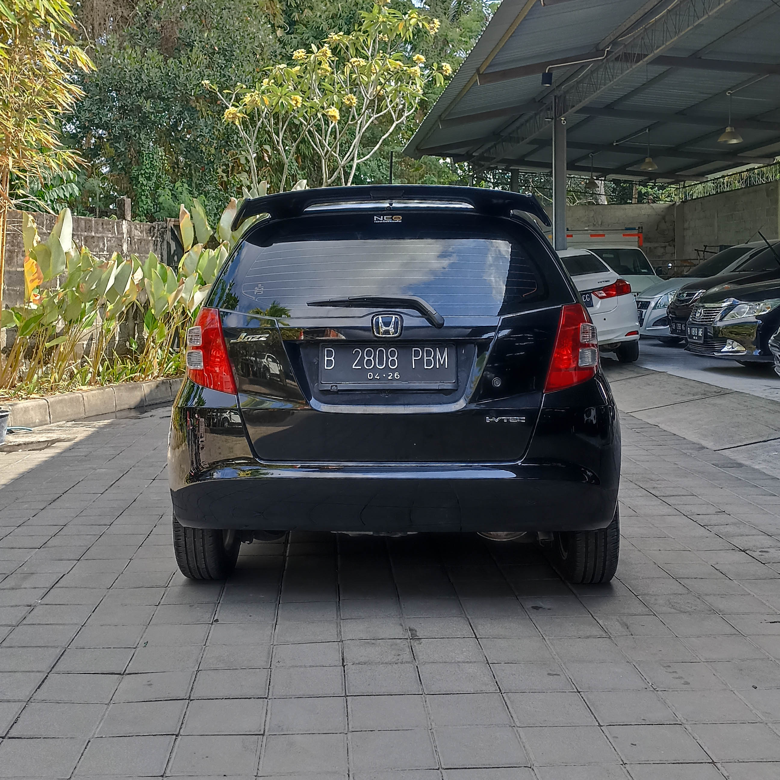 2011 Honda Jazz  1.5 GE8 AT 2011 Honda Jazz  1.5 GE8 AT