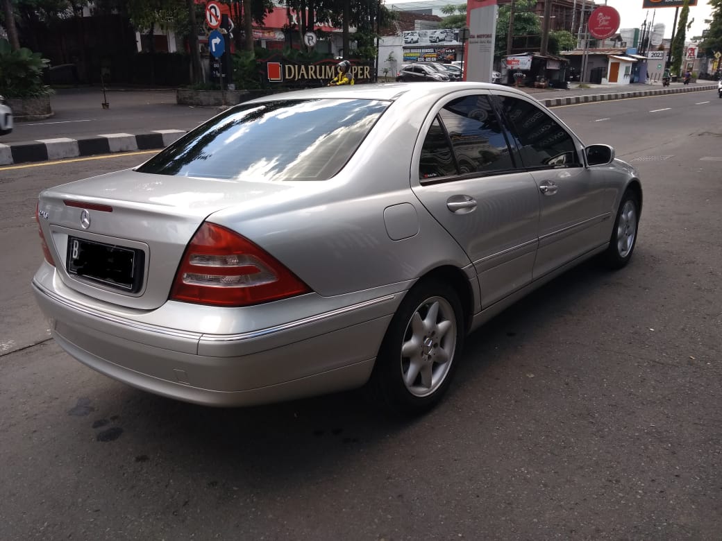 2004 Mercedes Benz C-Class 2004 Mercedes Benz C-Class